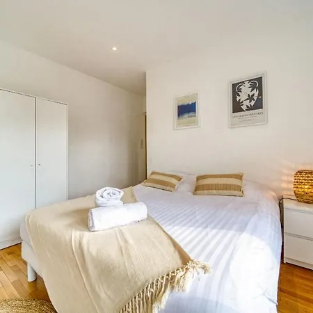 Apartment Le Joli Stade, Avec Magnifique Vue, Grenoble, Rhone Alpes Grenoble