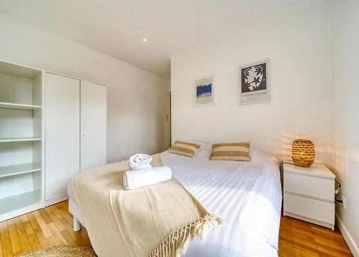 Apartment Le Joli Stade, Avec Magnifique Vue, Grenoble, Rhone Alpes Grenoble