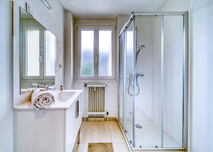 Apartment Le Joli Stade, Avec Magnifique Vue, Grenoble, Rhone Alpes Grenoble