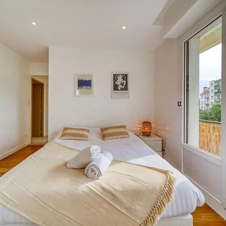 Le Joli Stade, Avec Magnifique Vue, Grenoble, Rhone Alpes